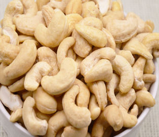 Nueces brotadas crudas de la nutrición completa, tarifa cruda crujiente de la fractura del anacardo el 5%