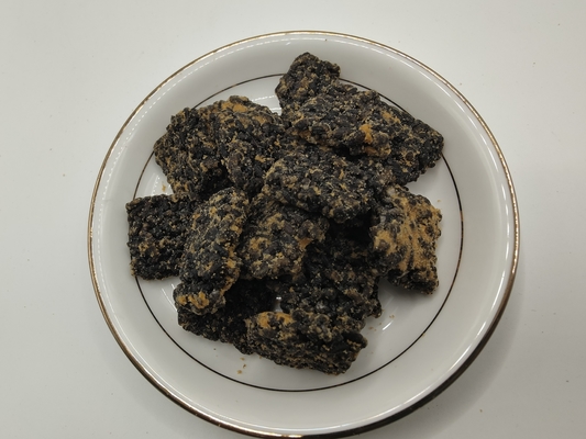 Envases de la corteza de arroz negro envasado por el comerciante por mar