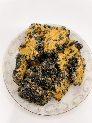 Guoba de oro negro yema de huevo salada y hilo de cerdo sabor a galletas de arroz mezcla de arroz crujiente corteza de arroz frito