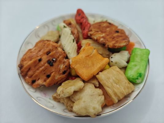 Aromas originales personalizados Arroz mezclado galletas Variedad de paquete en masa Embalaje con ingredientes de aceite