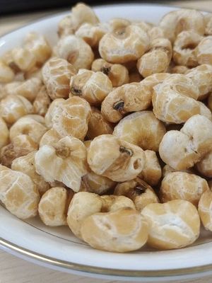 Crujientes y deliciosos snacks de maíz inflado, horneados y tostados, sin aceite natural