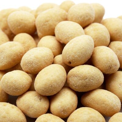 Envases de cacahuetes asados, horneados, salados y recubiertos