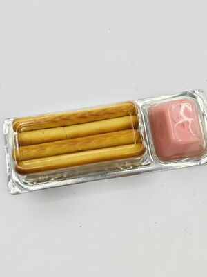 Galletas crujientes con salsa de fresa y puré de fresa real y calcio enriquecido, ¡aperitivos para niños sin OGM para la lonchera!