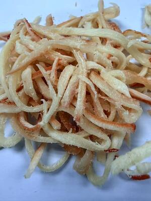 Las bandas de calamar saladas