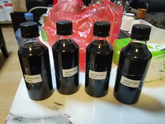 Salsa de soja ligera y auténtica hecha de soja Tipo de material sin aditivos