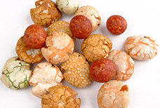 Las galletas y los cacahuetes preferidos del arroz de las galletas del rey de los niños mezclaron los bocados