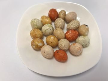 los cacahuetes asados salaron sabor de la salsa de soja en el embalaje del minorista