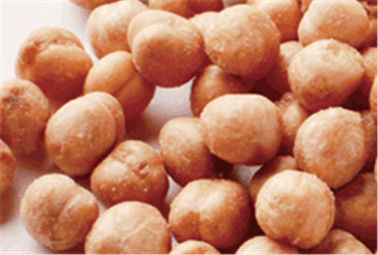 Bocado asado tamizado tamaño de los garbanzos, buen gusto asado amarillo curruscante de los garbanzos
