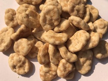 El bocado contenido las vitaminas de la haba, las habas curruscantes pone en cortocircuito plazo de ejecución