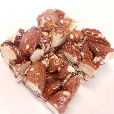 Crujido de la almendra/de la nuez de los cacahuetes/de los bocados del racimo de la nuez del sésamo con el certificado de BRC/HACCP